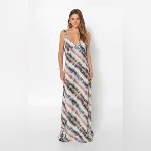 NWOT Madison The Label Larissa Maxi Dress V-neck Multicolour Tie Dye Size Small